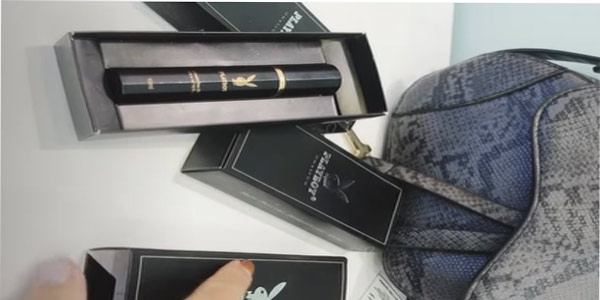 Chai xịt chống xuất tinh sơm Play boy của Hoa Kì