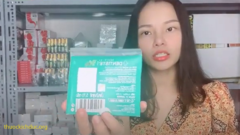 Hiệu thuốc bán kẹo kích dục