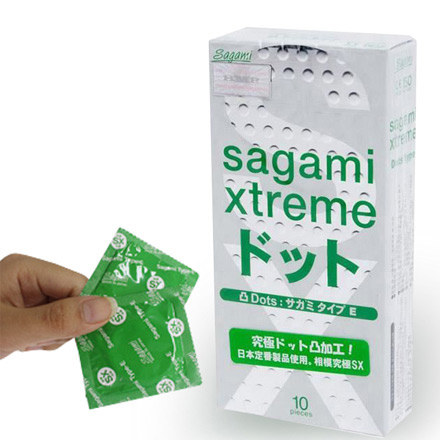 hộp bao cao su Bao cao su Sagami Xtreme Dot