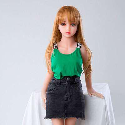 Búp bê tình dục giống người Dina Japan