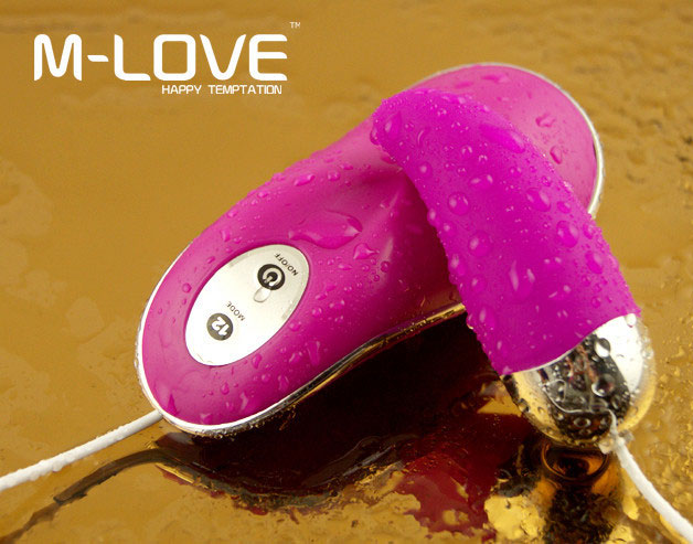 trứng rung tình yêu phát sáng