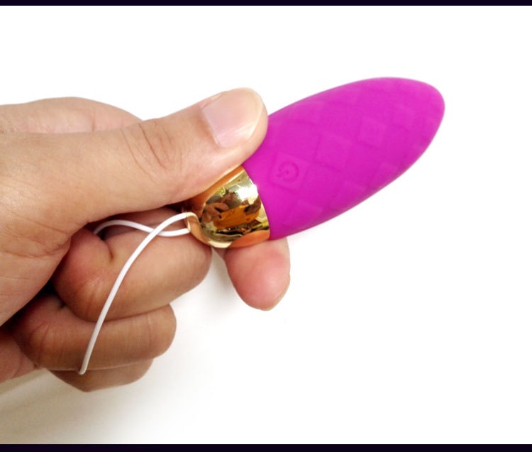 trứng rung tình yêu sạc điện rung mạnh